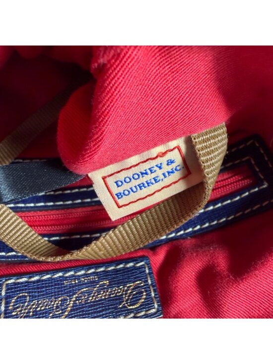 Vintage Dooney Bourke Peach Maxi Quilt Navy Blue Leather Trim Crossbody Bag - Picture 15 of 16